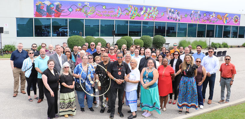 UFCW 1006A Unveils ‘Land of the Original People’ Mural at Union Office 